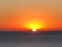 Nova Beach Sunset Deluxe