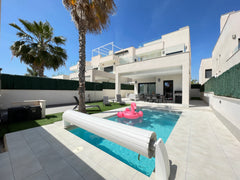 Villa Deluxe La Marina 70